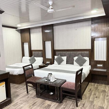 Hotel Radiance Delhi  Extérieur photo
