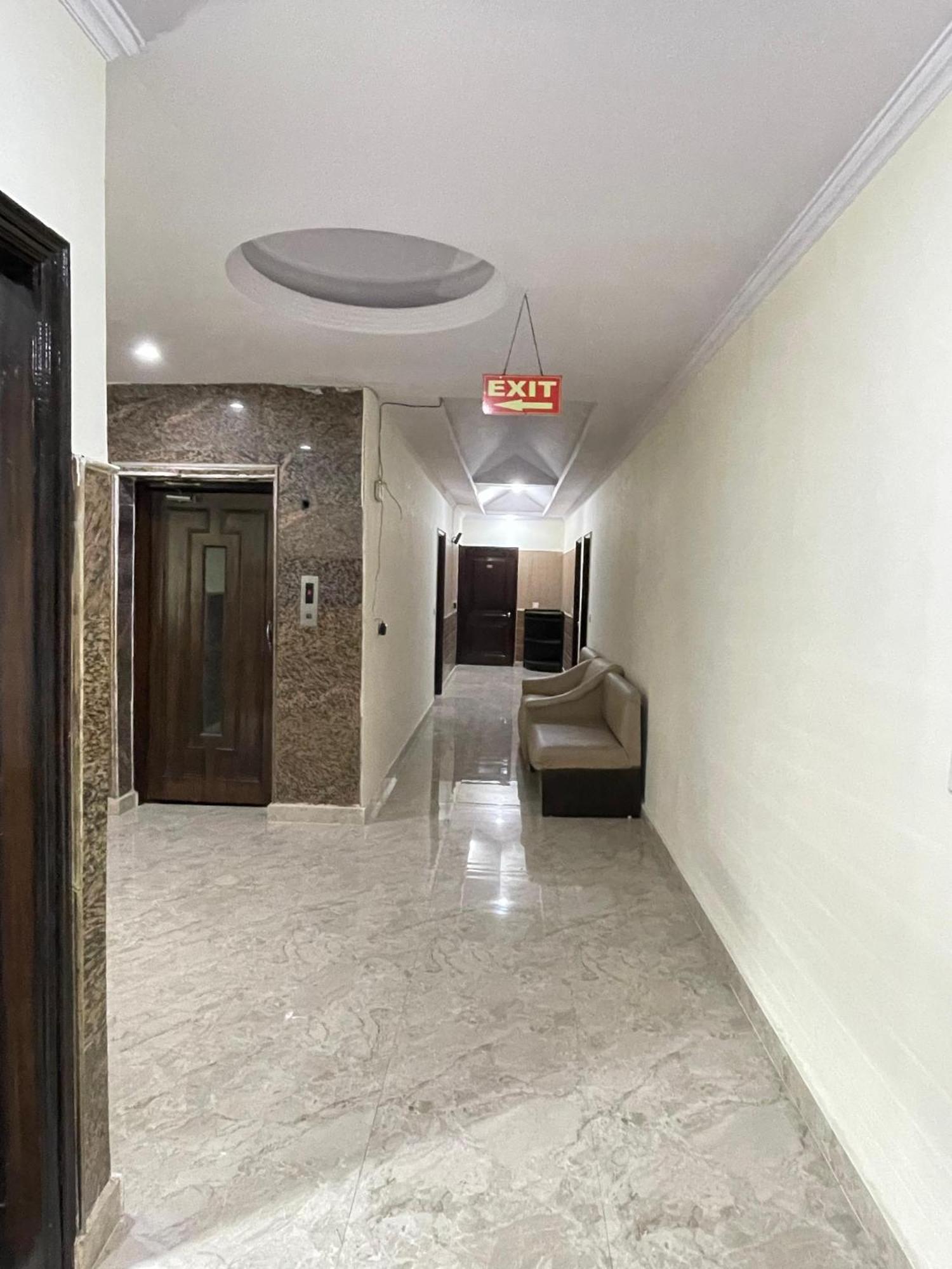 Hotel Radiance Delhi  Extérieur photo